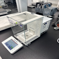 Mettler Toledo XSR105 Analytical Balance image 1